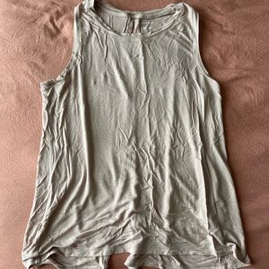 Workout tank top